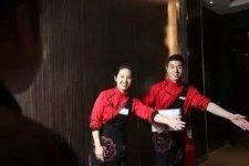 利用“挑戰(zhàn)”心理，玩轉打折營銷，麥當勞三口吃完一個漢堡【重慶火鍋底料】