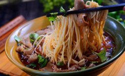 多加了面給顧客，面館就會虧本，其實不然