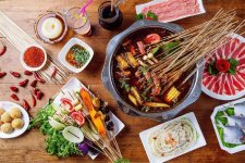 廣州1300家串串香火鍋店，誰(shuí)先死？【重慶火鍋底料批發(fā)官網(wǎng)】