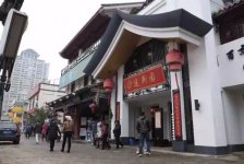 從無(wú)到有，從“吃飯”到“上廁所”50億到4萬(wàn)億，中國(guó)餐飲的飛馳七十年【重慶火鍋底料批發(fā)】