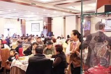 建立信任——食品安全、新鮮是最值得信任的事這樣發(fā)朋友圈，餐廳生意會(huì)越來(lái)越好【重慶火鍋底料廠地址】