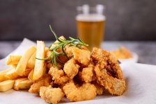 誰曾想，“逍遙”的日子沒過多久火鍋底料批發(fā)廠家直銷，肯德基、麥當勞也要加速布局下沉市場了，這可咋辦？
